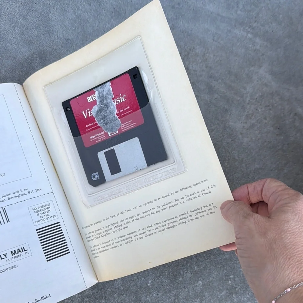 Visual Basic 4.0 Beginner's Guide Book - Picture 4 of 4